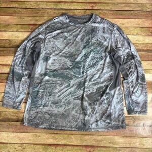 Realtree Reversible Camo fishing long sleeve. Item 492